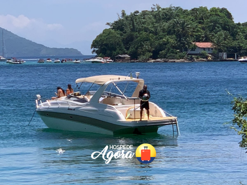 PACOTE DOS SONHOS - LANCHA CABINADA+ JET SKI