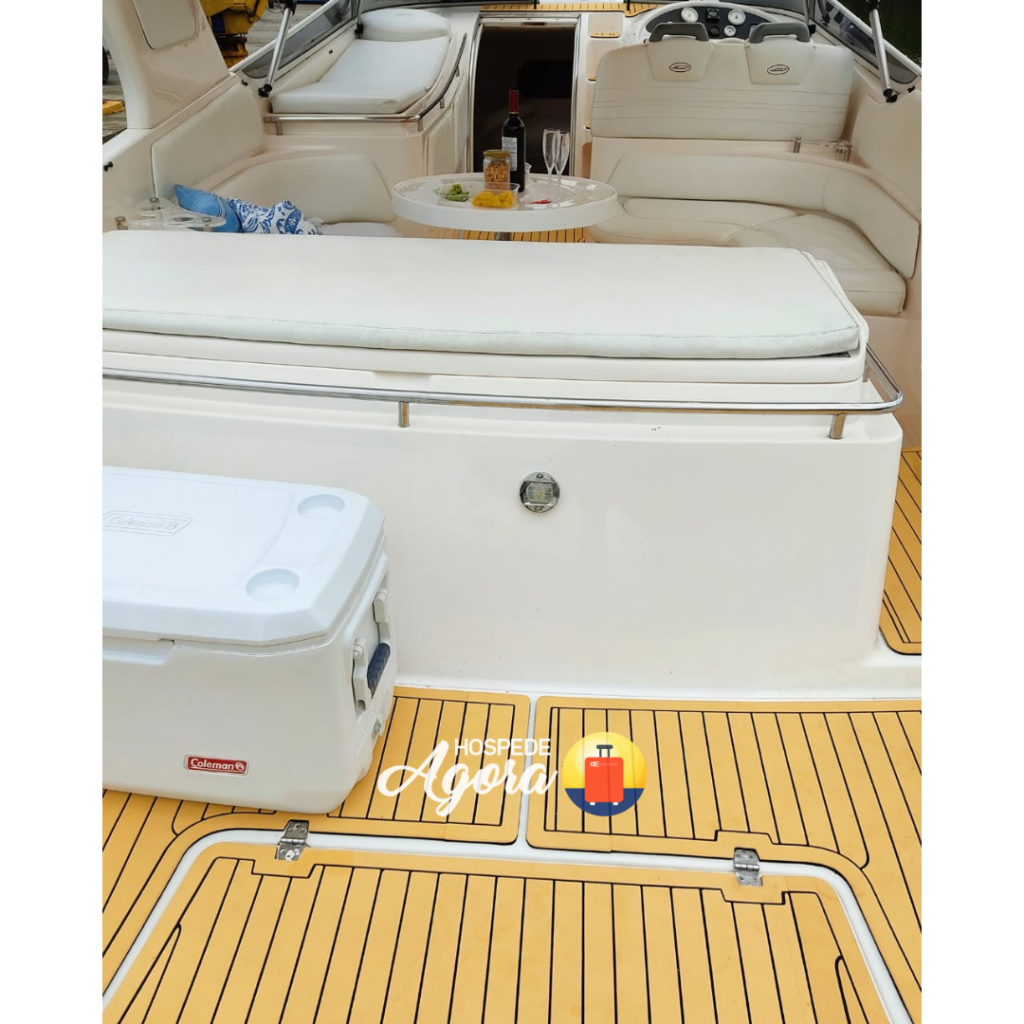 PACOTE DOS SONHOS - LANCHA CABINADA+ JET SKI