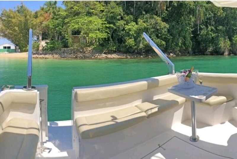 Iate Intermarine 440 Full Gold