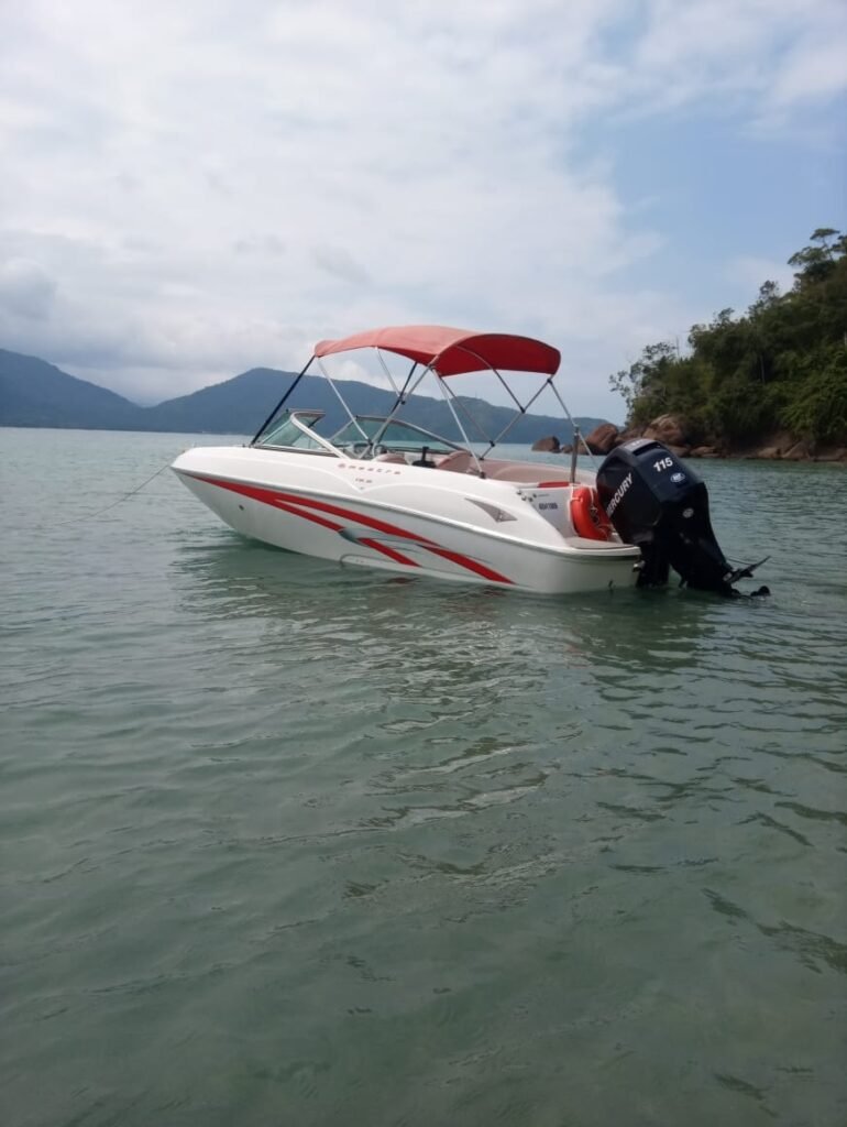 Lancha Mestra 198, Roteiro Norte, Ilhas Paradisíacas