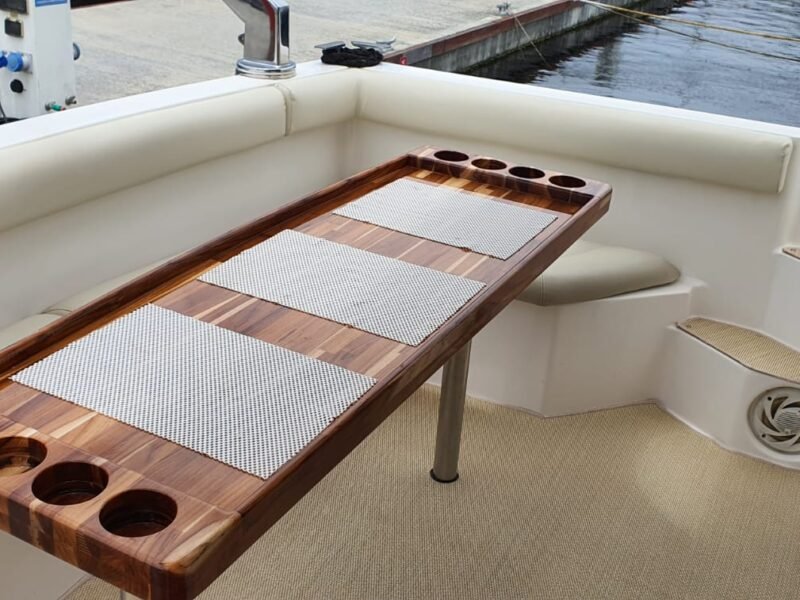 Iate Intermarine 440 Full Gold