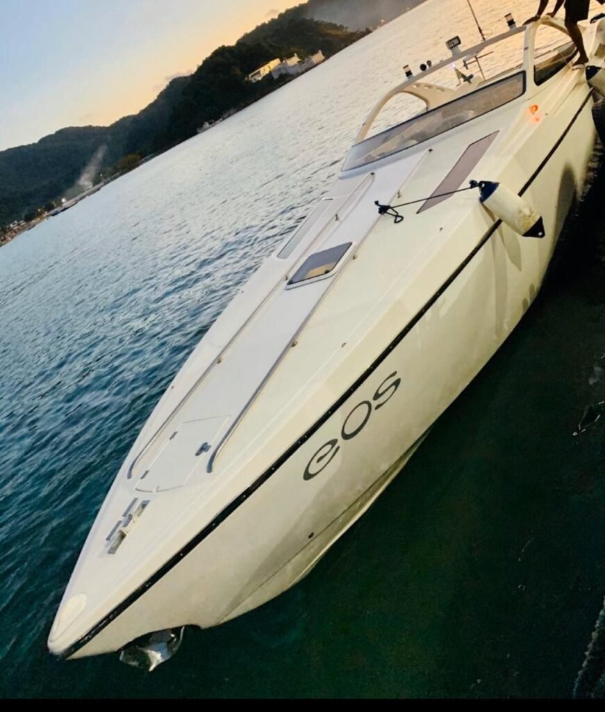 Lancha Excalibur 390, Roteiro 3H
