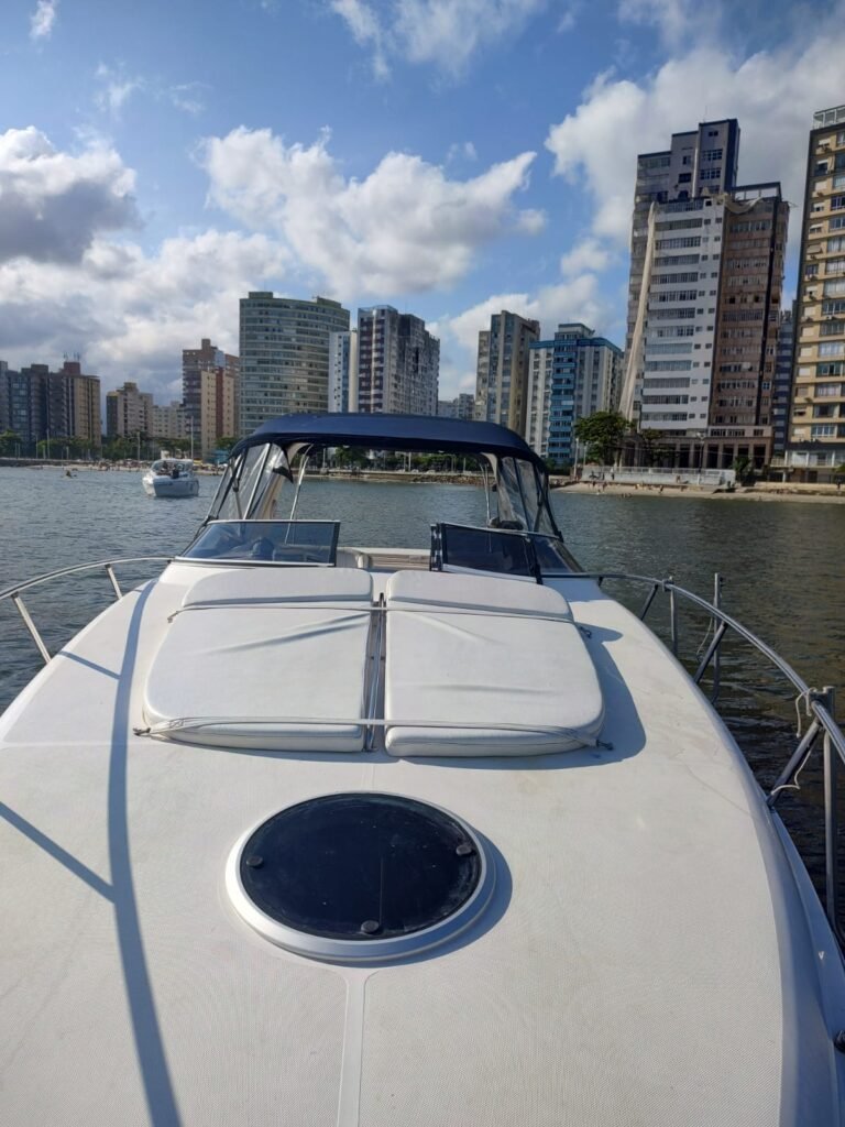 Lancha Runner 335, Roteiro 1