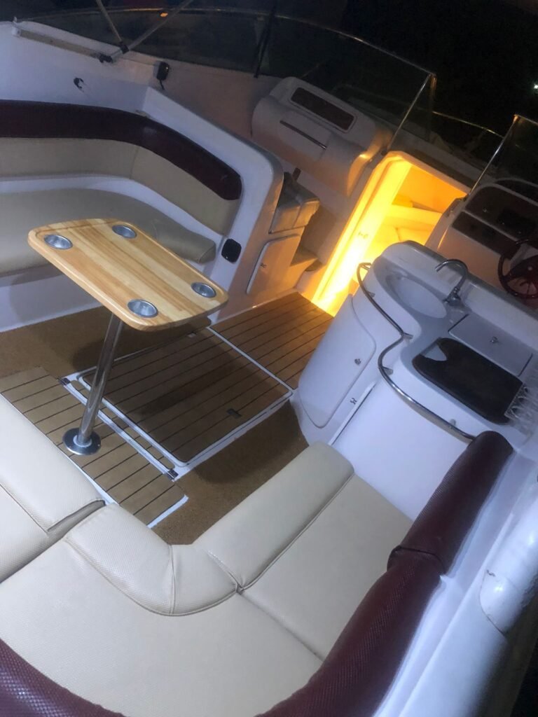 Lancha Cobra Infinity 30, Roteiro 1