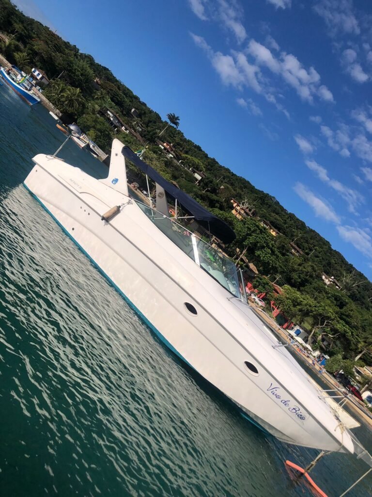 Lancha Cobra Infinity 30, Roteiro 1