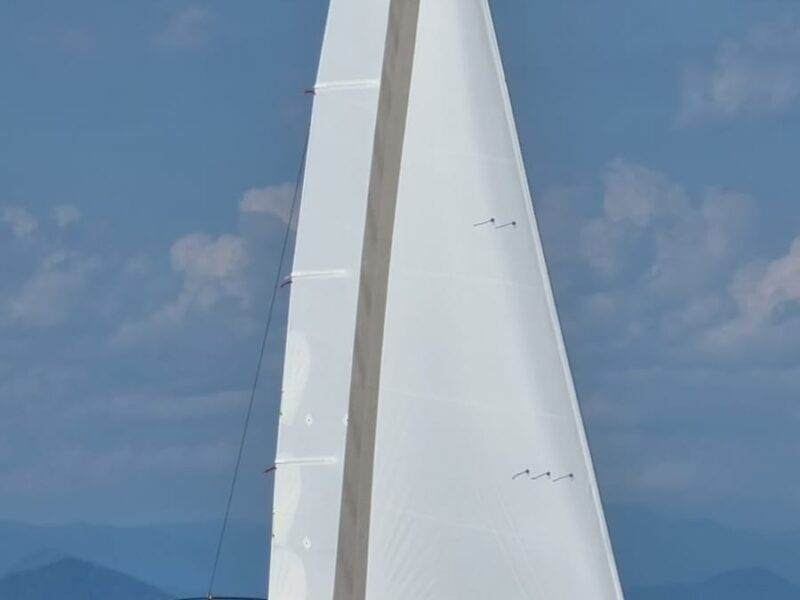 Veleiro Fast 310