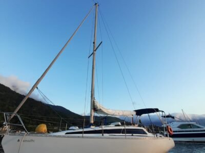 Veleiro Fast 310