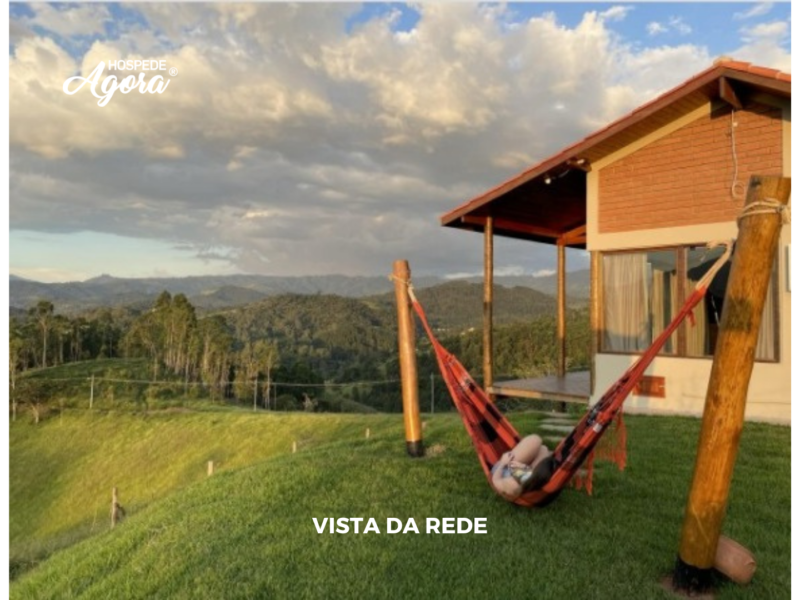 Chalé com Incrível Vista para a Famosa Pedra do Baú