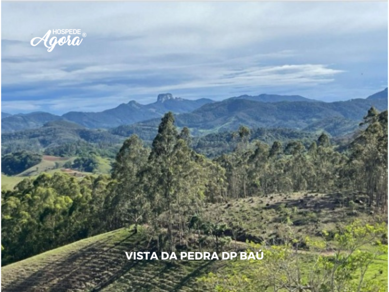 Chalé com Incrível Vista para a Famosa Pedra do Baú