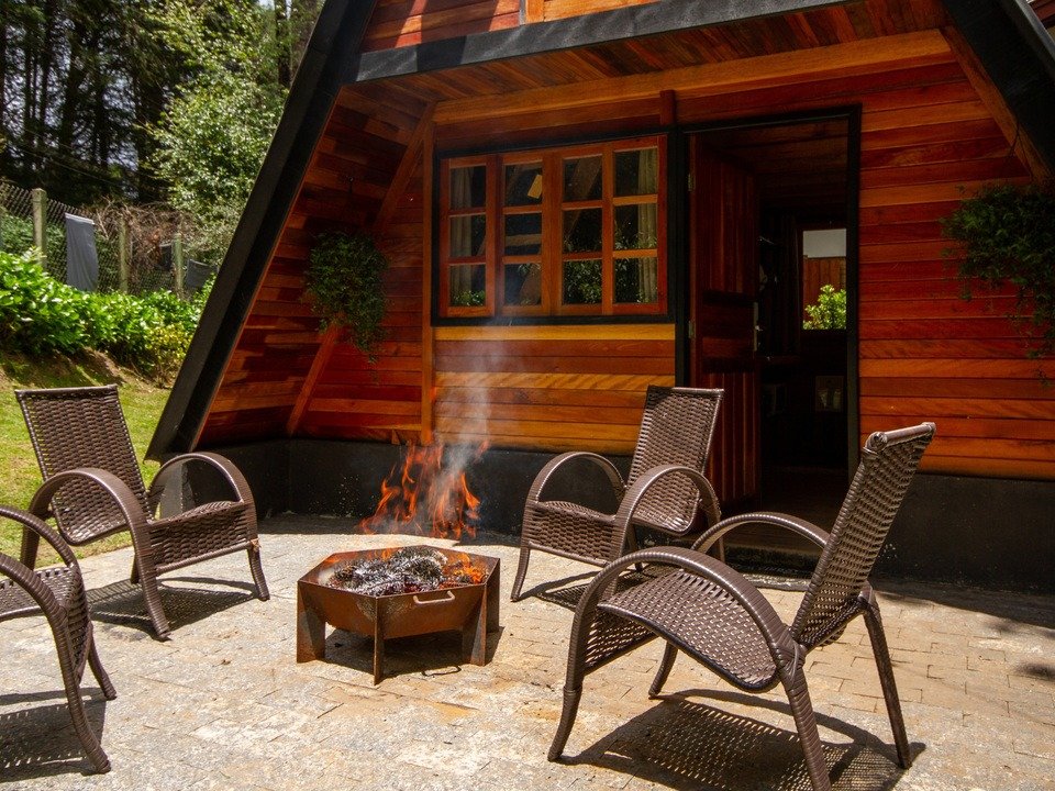 Chalé Estilo Suiço