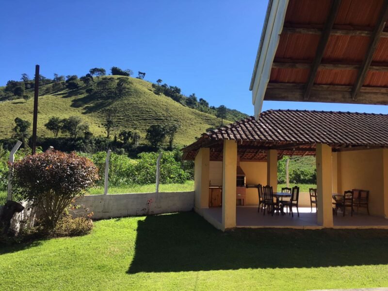 Sítio em Santo Antônio do Pinhal, Ótima área externa, Próximo ao Centro