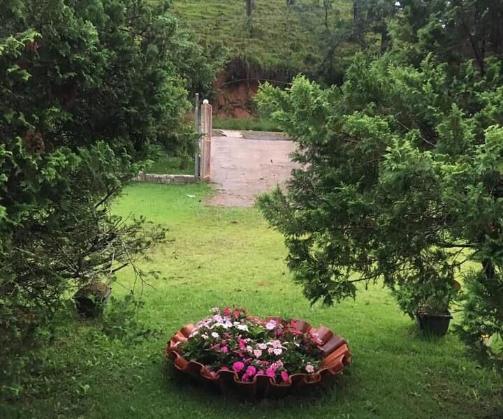 Sítio em Santo Antônio do Pinhal, Ótima área externa, Próximo ao Centro
