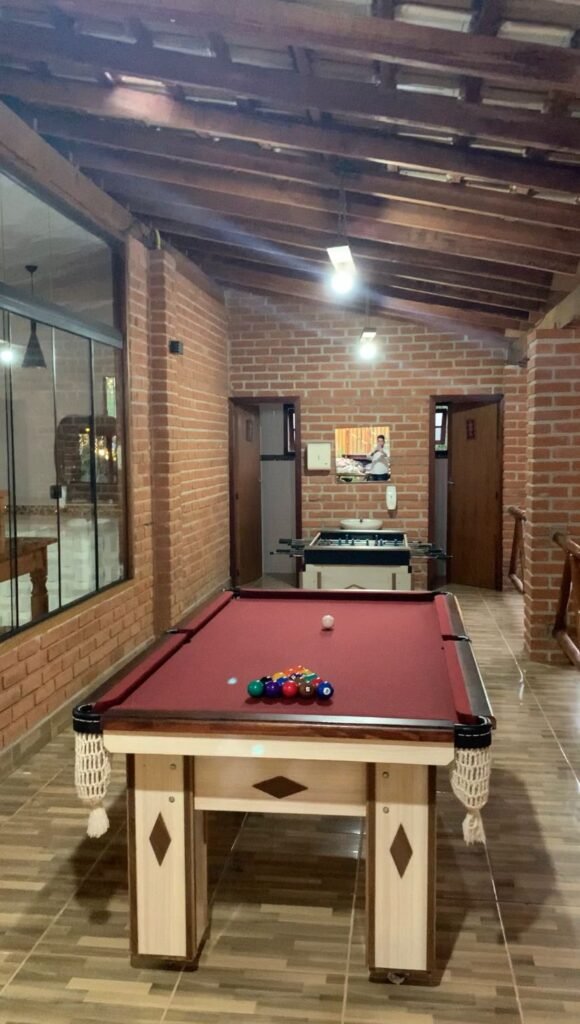 Chalé Rústico, Próximo a Região Central