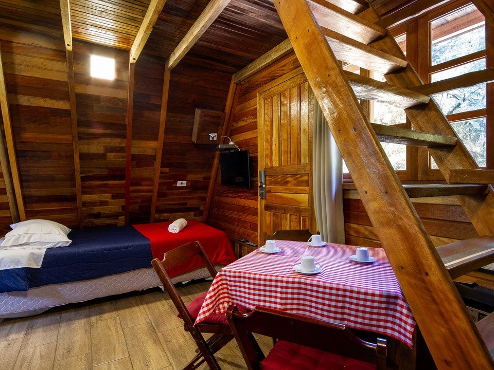 Chalé Estilo Suiço