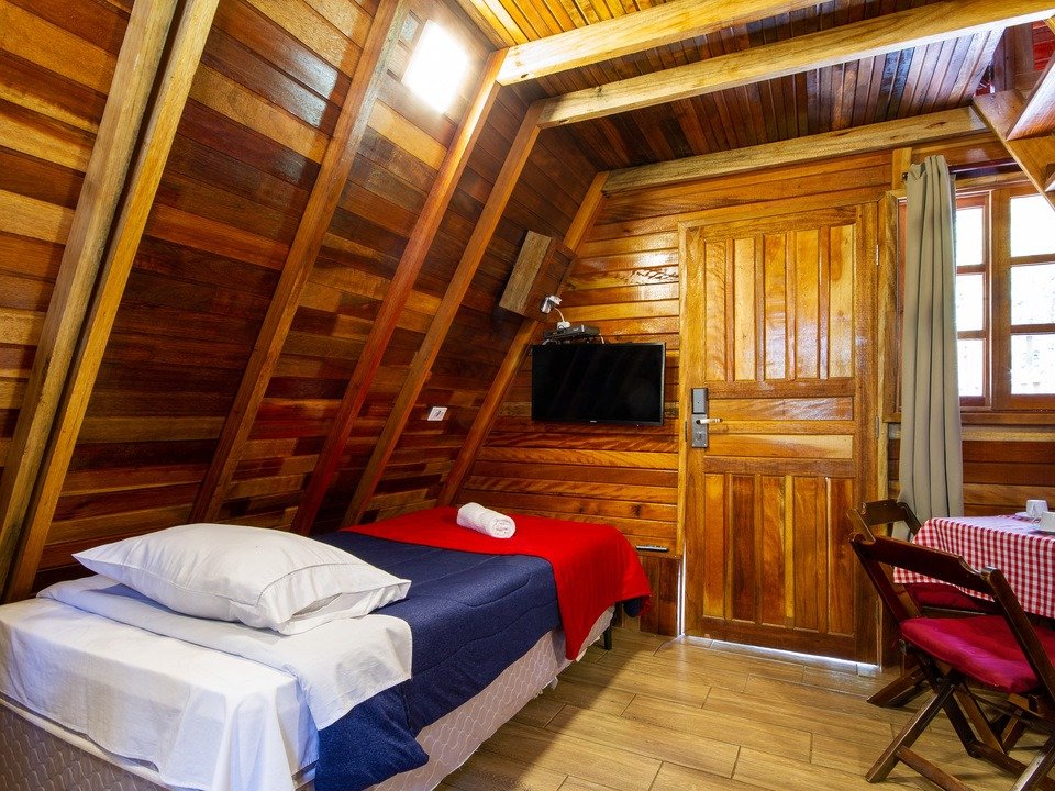 Chalé Estilo Suiço
