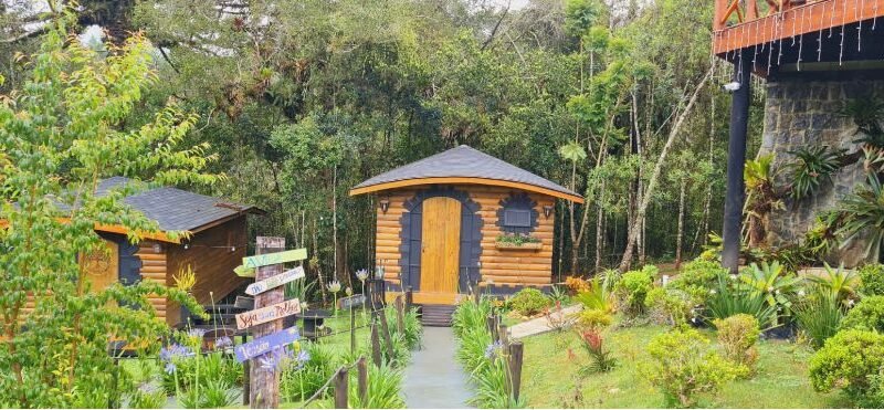 Cabana 1 com hidromassagem, lareira elétrica e vista para mata nativa