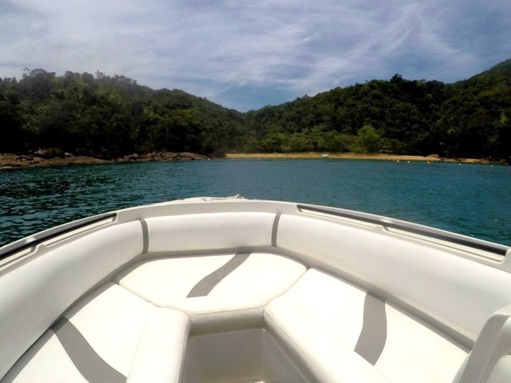 Lancha Privativa Runner 6500, Roteiro Sul, Ilha Anchieta e Região