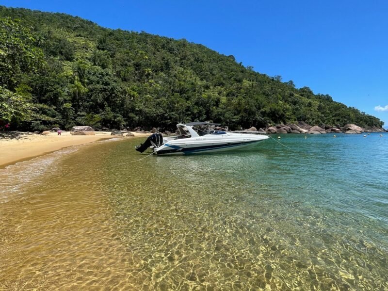 Lancha Runner 330, Roteiro Ilha Anchieta, Meio Período