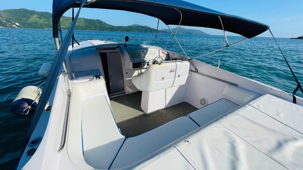 Lancha Real Hawk 32 pés, Roteiro Sul, Meio período