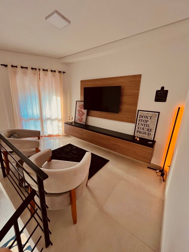 Cobertura Duplex, Ótima Localização, Vista para as Montanhas