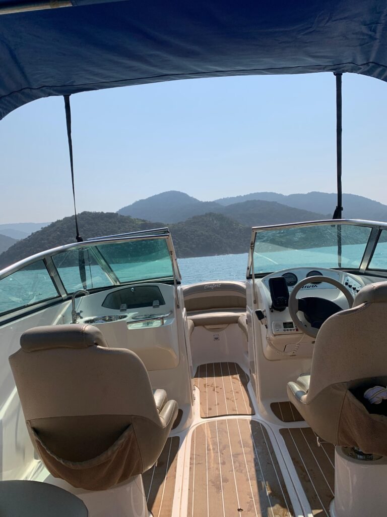 Lancha Ventura 195, Roteiro Norte, Ilhas Paradisíacas